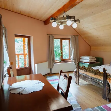 над потоком Chalet