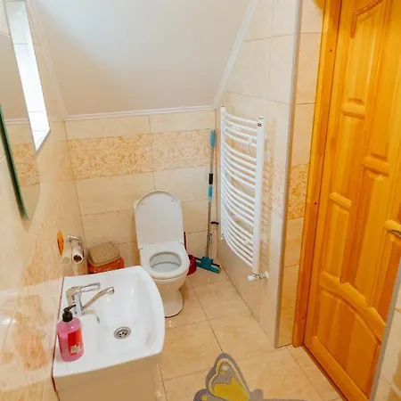 над потоком *