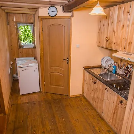 Chalet над потоком