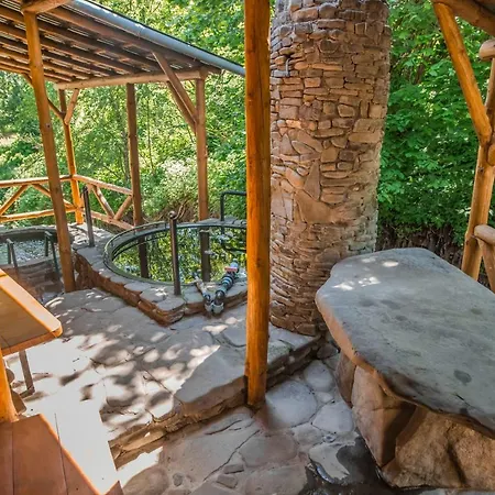 над потоком *