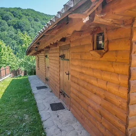 над потоком *