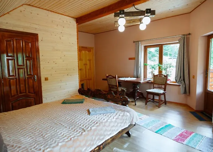 Chalet над потоком *