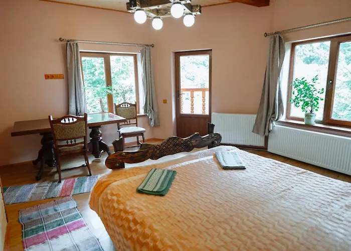 Chalet над потоком