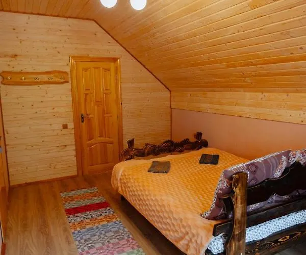 Chalet над потоком Lumshory