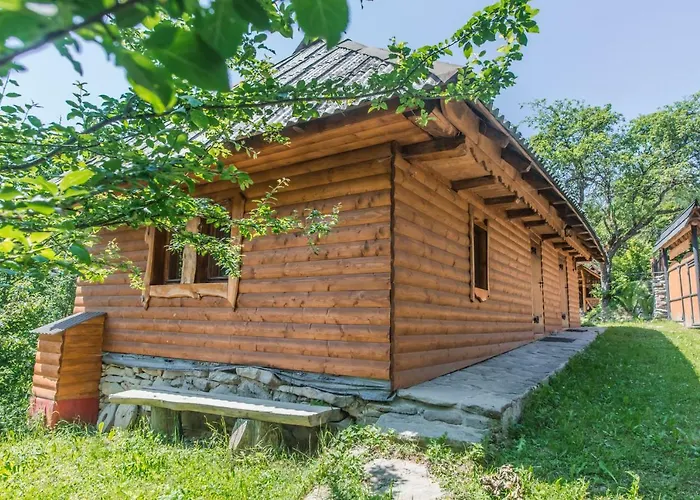 Chalet над потоком Lumshory